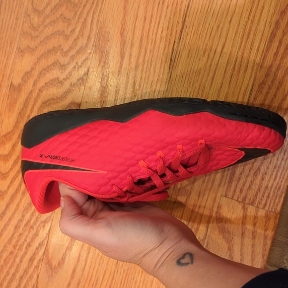 NikeSkin hypervenom turf sneakers - Picture 3 of 7